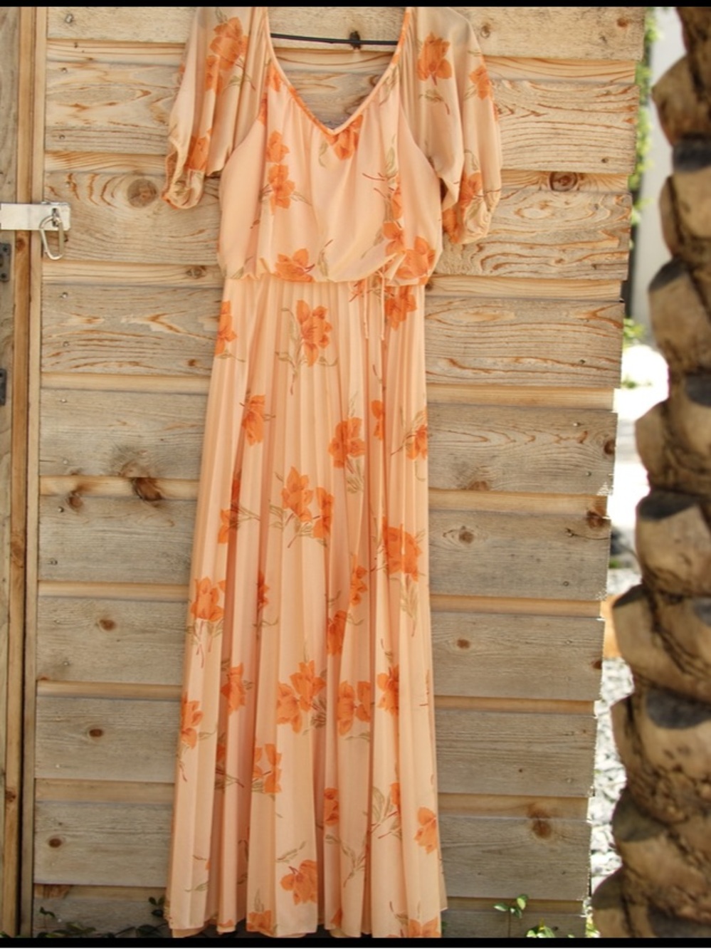 VTG 70s Peach Floral Maxi Dress Boho Prairie Peasant Pleated Skirt Festival. SM